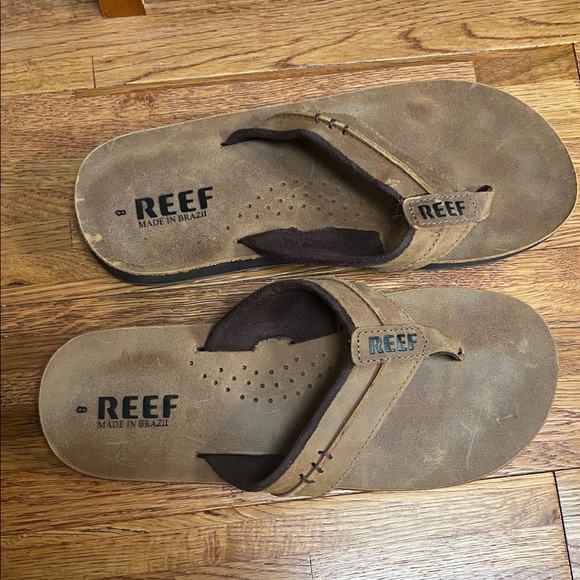 Reef Men's Tan Flip-Flops - Picture 1 of 5